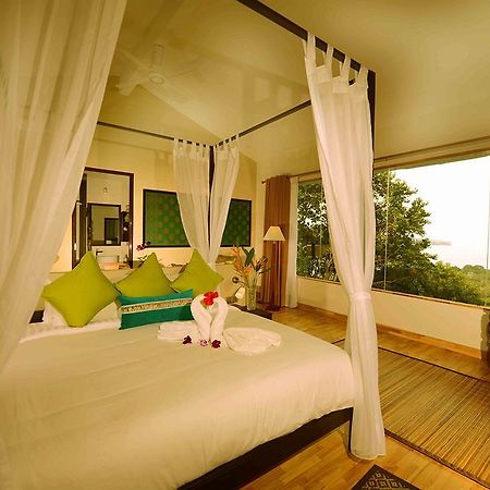Ambong Rainforest Retreat Pantai Tengah  ภายนอก รูปภาพ