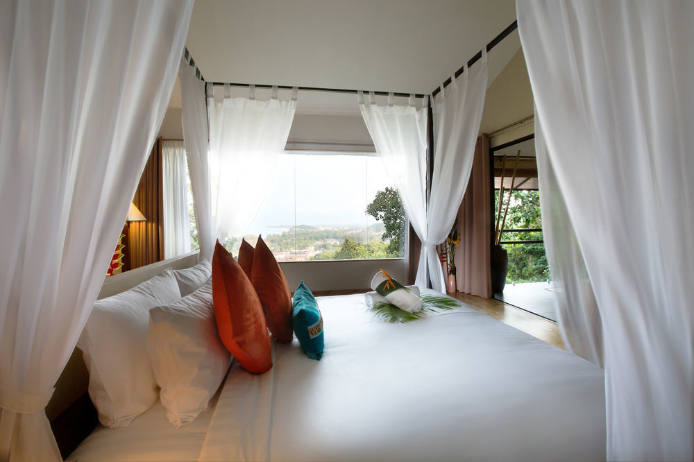 Ambong Rainforest Retreat Pantai Tengah  ภายนอก รูปภาพ